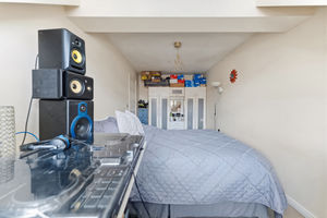 Photo 19- click for photo gallery